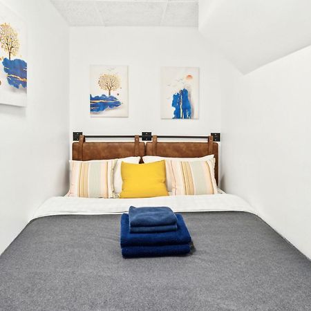 2 Bedroom Cozy Central Apartment New York Bagian luar foto